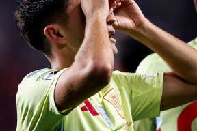 足球赛事-葡超倒计时；亚特兰大转会期绝杀压哨；细节引发关注；底气十足；细节决定成败的简单介绍