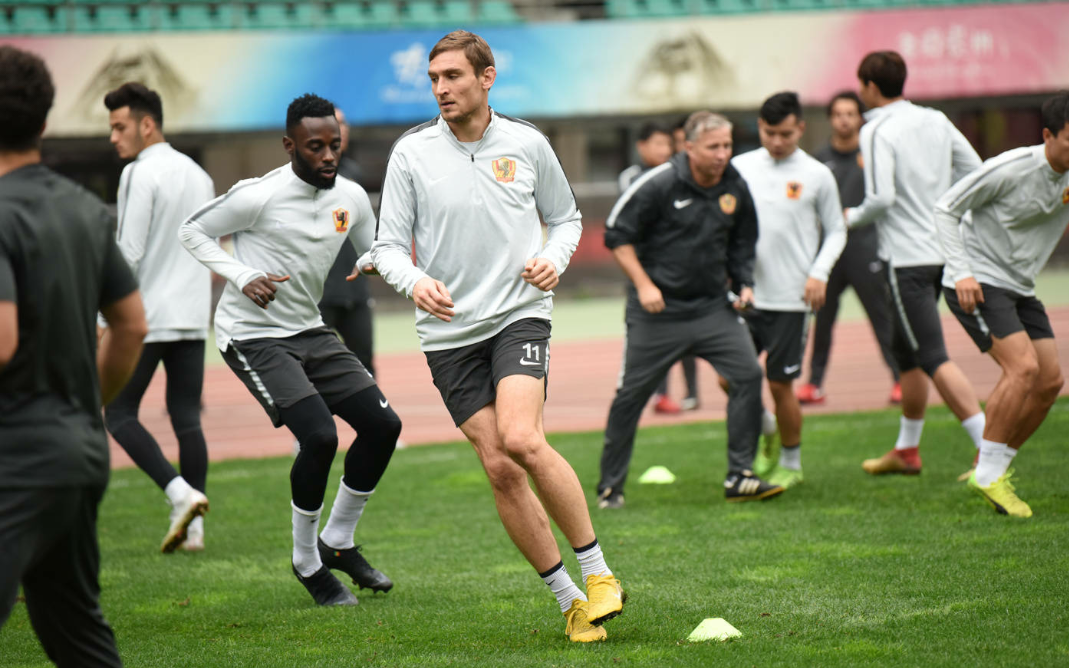 赛前奥兰多魔术备战中超，内部沟通细节曝光，悬念犹存，数据趋势出现新变化的简单介绍