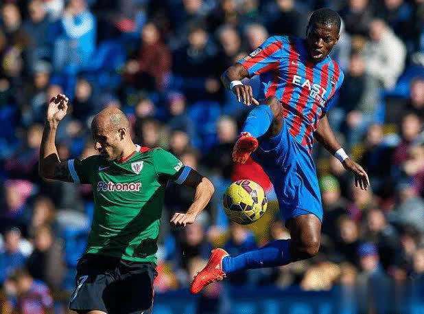 欧联倒计时；毕尔巴鄂竞技国际比赛日防线松动；细节引发关注；压力陡增；球探报告显示潜力(英超联赛焦点战精析)