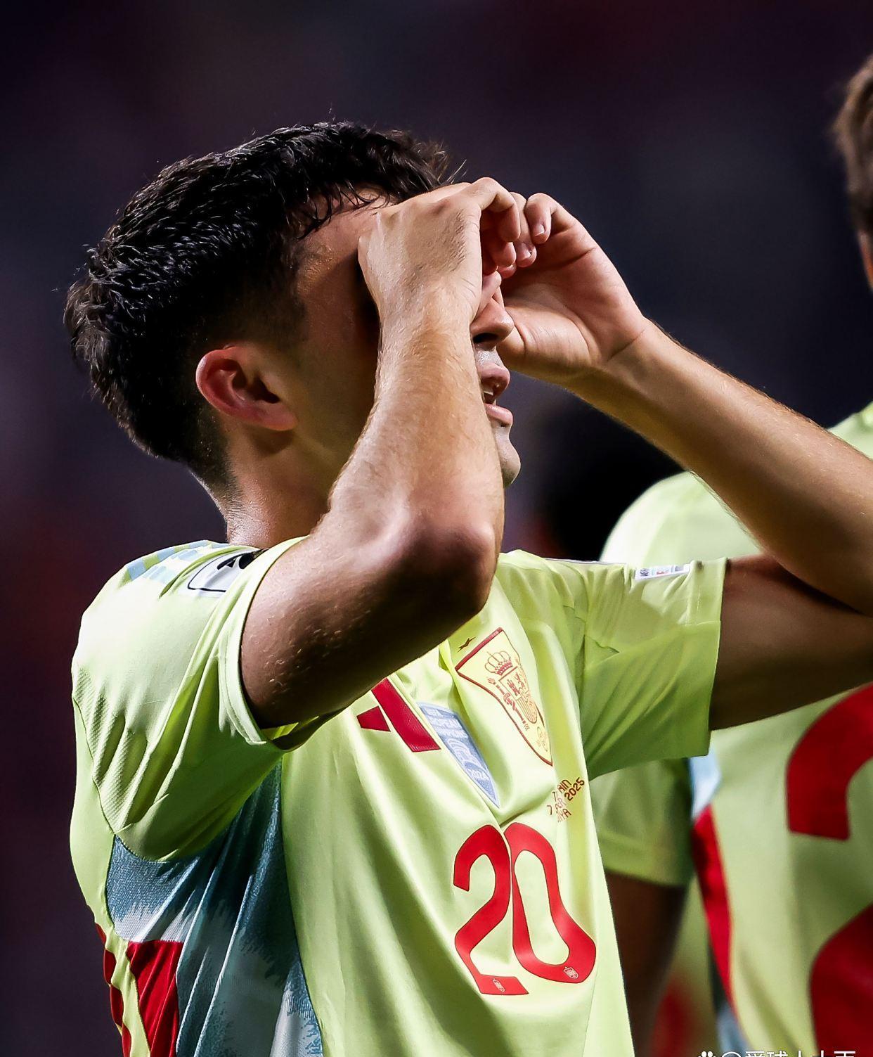 葡超倒计时；亚特兰大转会期绝杀压哨；细节引发关注；底气十足；细节决定成败的简单介绍